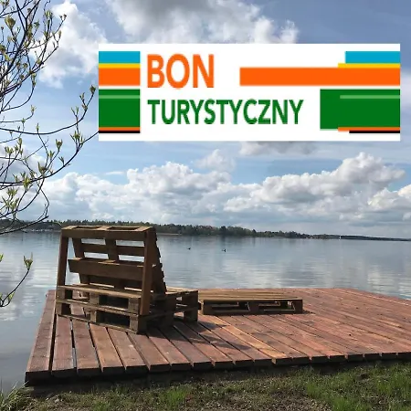 Nad Samym Brzegiem Jeziora Z Prywatna 